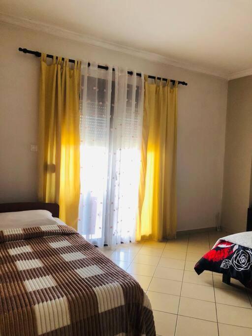 Villa Uklala Kamez Εξωτερικό φωτογραφία
